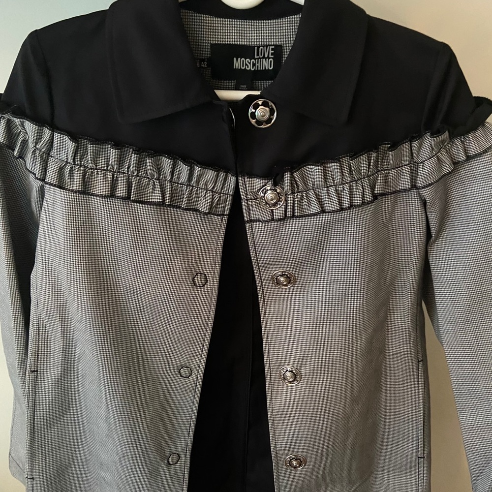 Love Moschino , Like new, Made in Italy